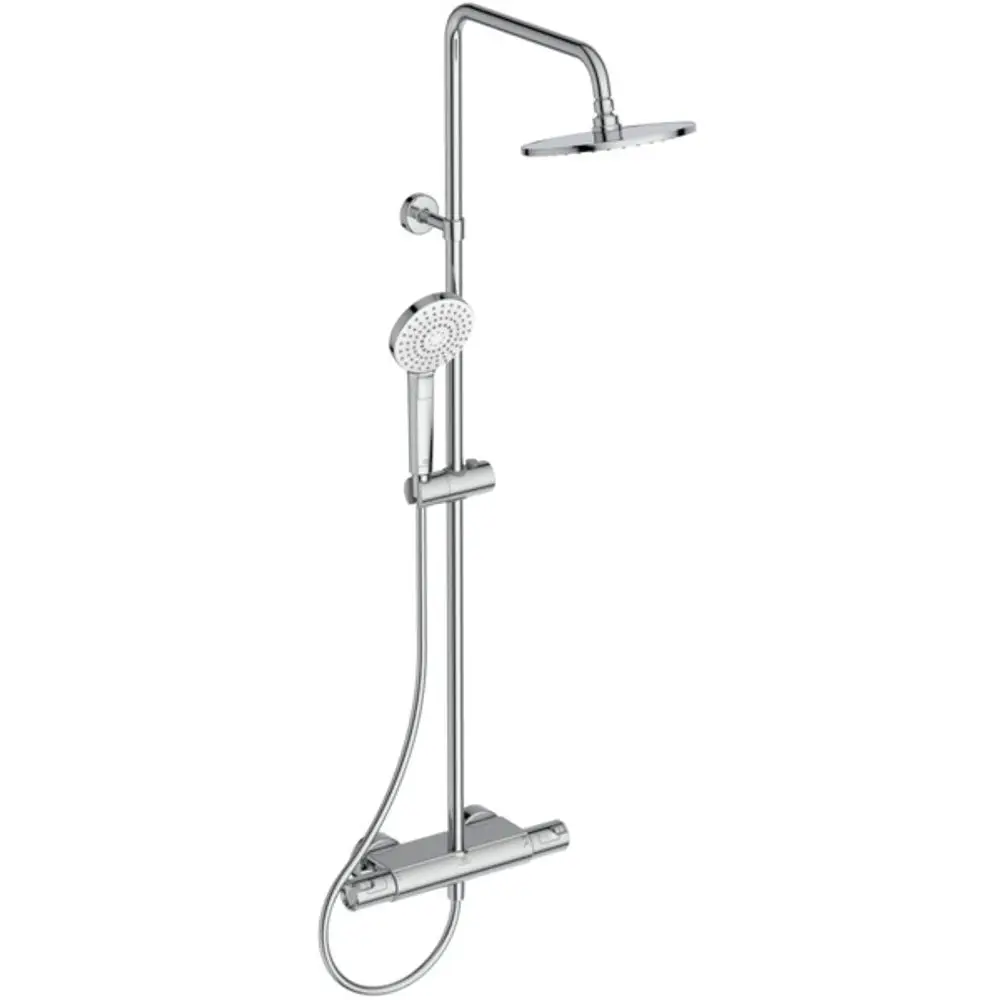 Duschsystem in Chrom von Ideal Standard, ausgestattet mit einem Brausethermostat und einer Handbrause, montiert an einer Wand. Schlauchlänge 1500 mm.
